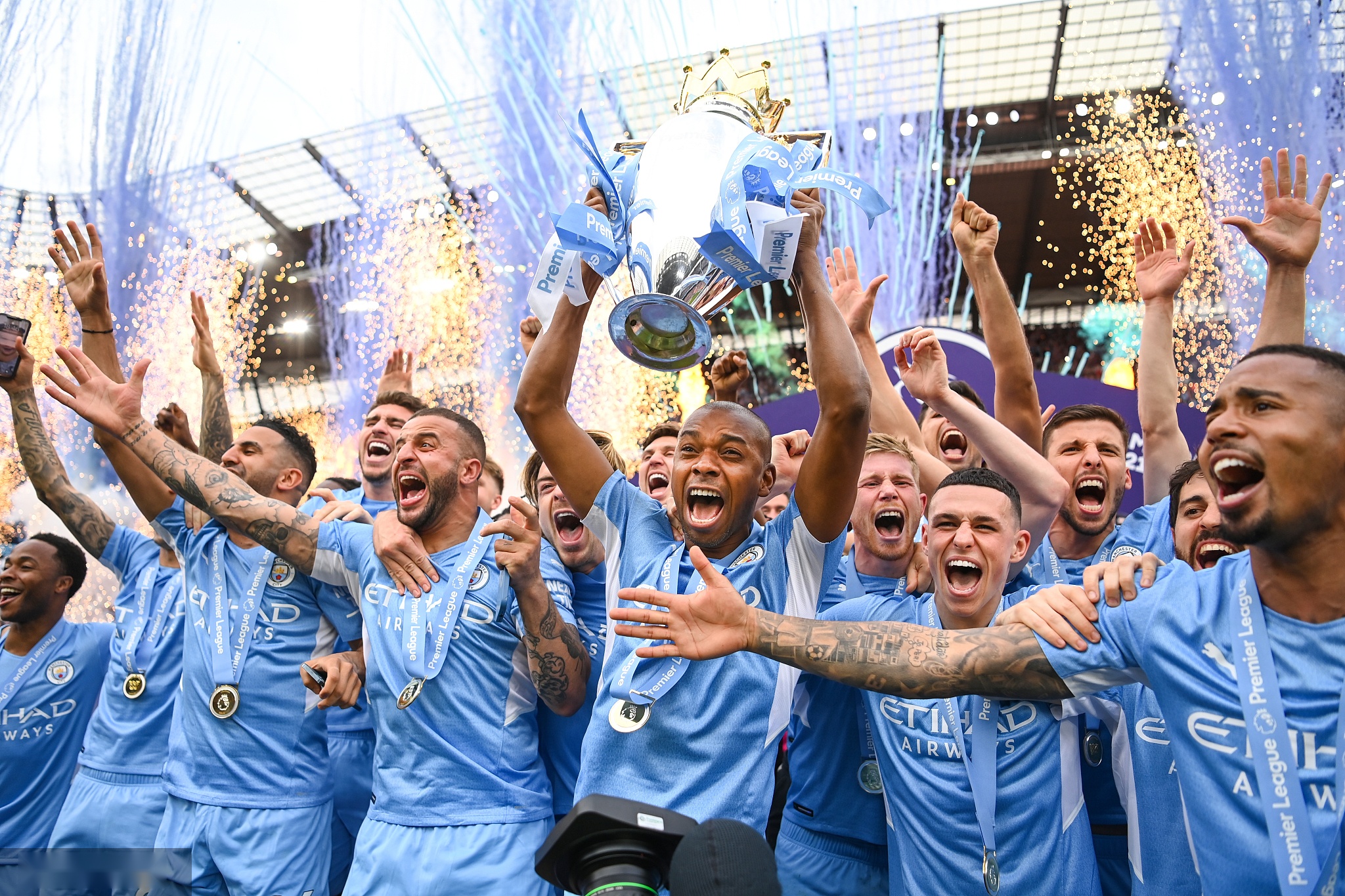 巨大的压力 巨大的压力