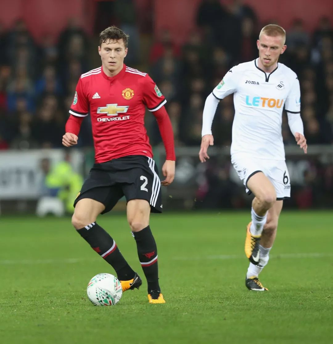 通过对埃德 通过对埃德